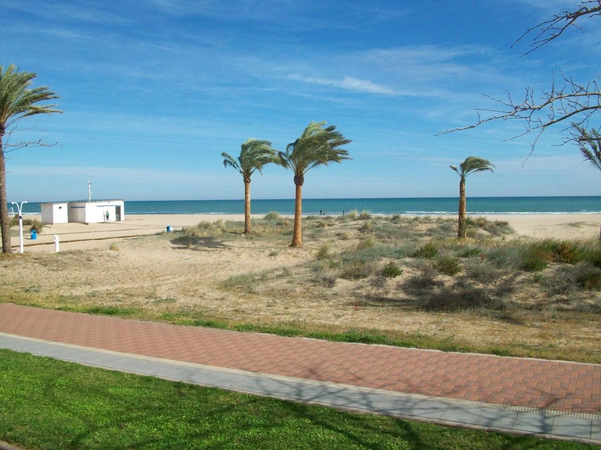 Playa de GandiaAlmirante Vista Al Mar - Alquiler Familiasアパートメント エクステリア 写真